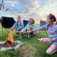 Your #fdmemories2022 photos make us want to repeat the summer all over again!Summer isn't quite over yet though, there's still time to grab a few nights away at one of our farms this year! Head over to our website to see all our availability.#featherdownfarms #staycation #familytime #farmstay #glampingnotcamping #outdoorslife